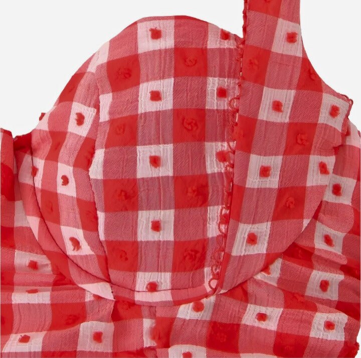 Mini Cuadros: el vestido perfecto para lucir a la moda