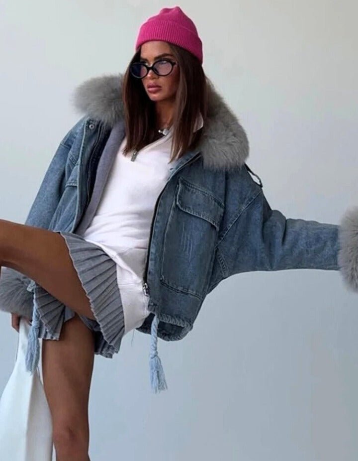 Chaqueta de mezclilla con cuello de piel: estilo y comodidad