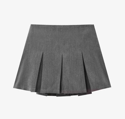 Faldas plisadas cortas: elegancia femenina. - MODA PAIXAO