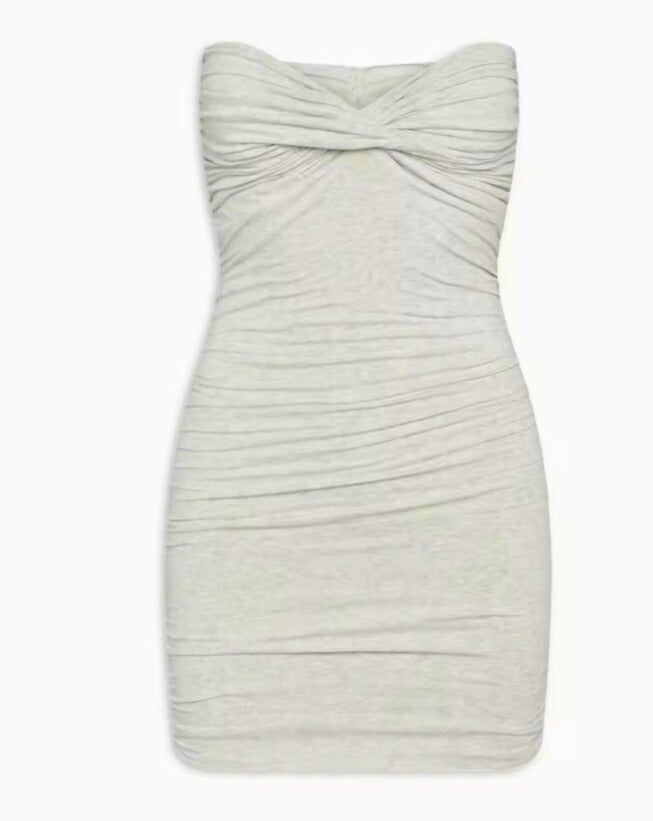 ¡Nuevo vestido de algodón para un look fresco!