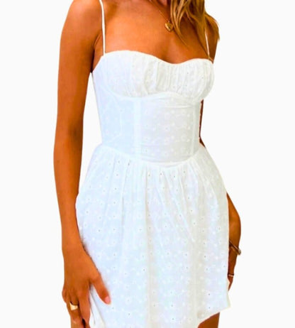 Vestido de encaje: Elegancia y estilo en cada detalle