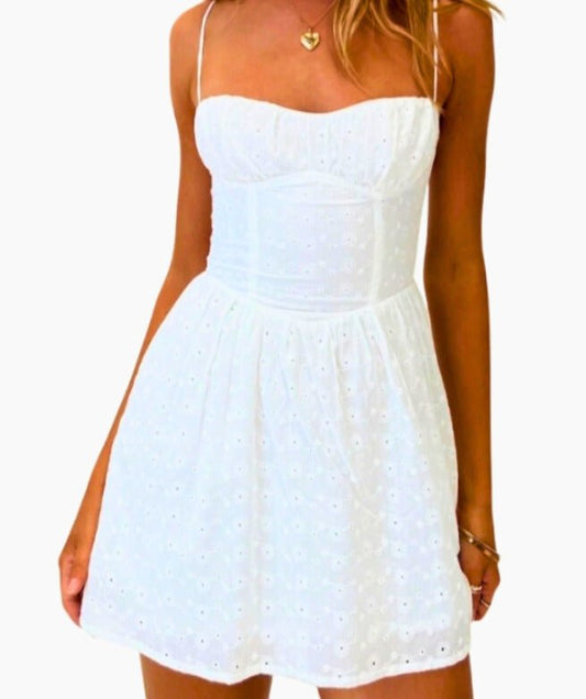 Vestido de encaje: Elegancia y estilo en cada detalle