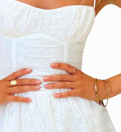 Vestido de encaje: Elegancia y estilo en cada detalle