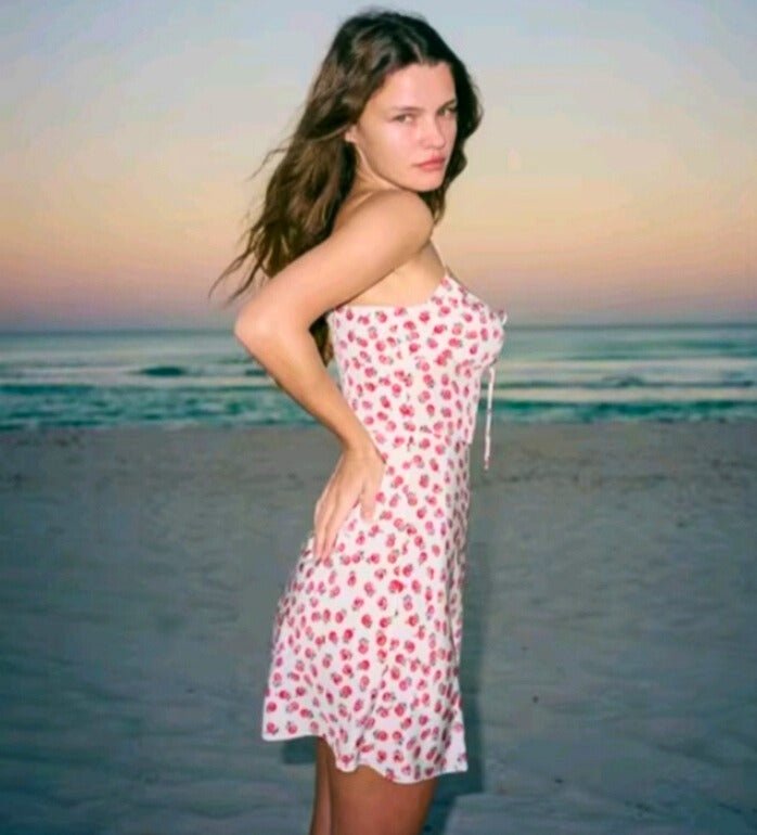 Vestido Mini Adaptable: Ajuste perfecto en cada ocasión