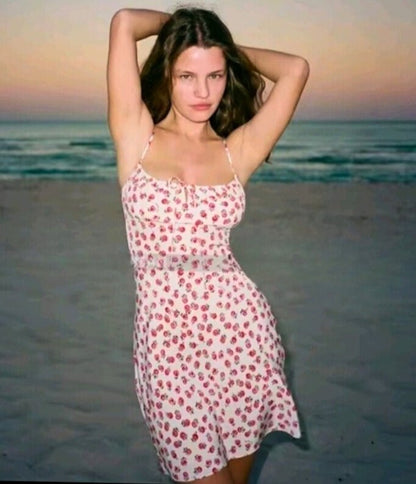 Vestido Mini Adaptable: Ajuste perfecto en cada ocasión