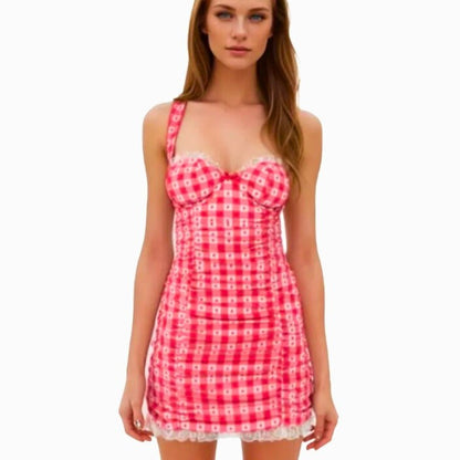 Mini Cuadros: el vestido perfecto para lucir a la moda