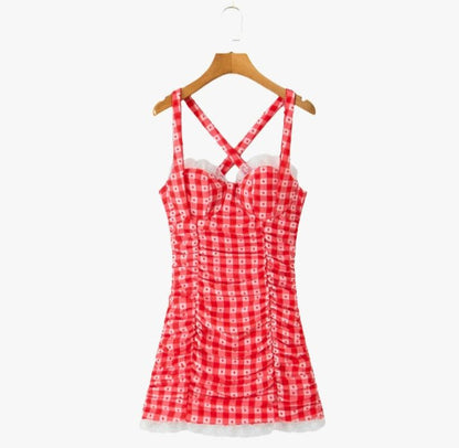 Mini Cuadros: el vestido perfecto para lucir a la moda